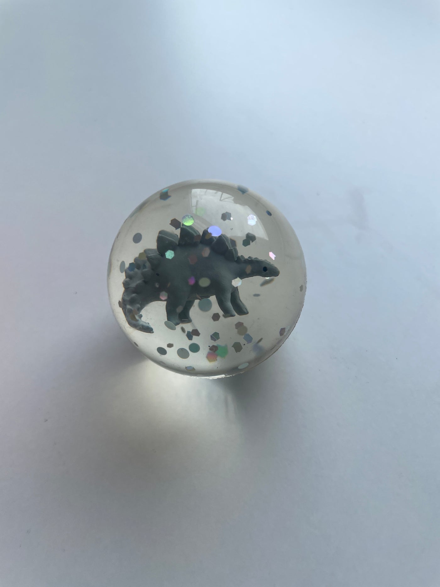 Konges Slojd - Flummi Ball mit Dino 'BOUNCHING BALL DISPLAY -  DINO'