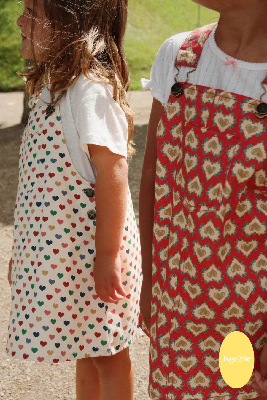 Konges Slojd - Kleid mit Herzen 'FRANKIE OVERALL DRESS GOTS - COEUR COLORÉ'