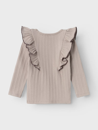 Lil Atelier - Langarmshirt mit Rüschen 'NMFNARA LS SLIM TOP LIL - Etherea'