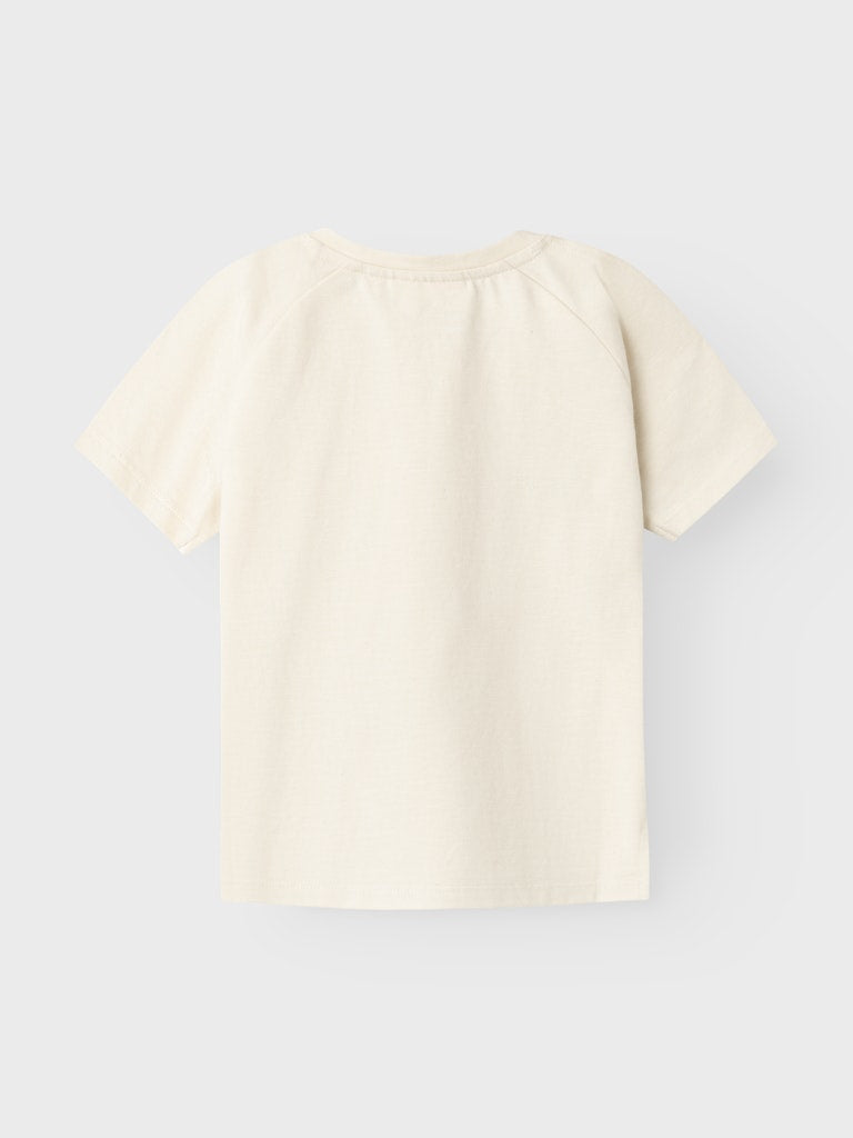 Lil Atelier - T-shirt mit Knöpfen 'NMMDELLO SS TOP LIL - Coconut Milk'