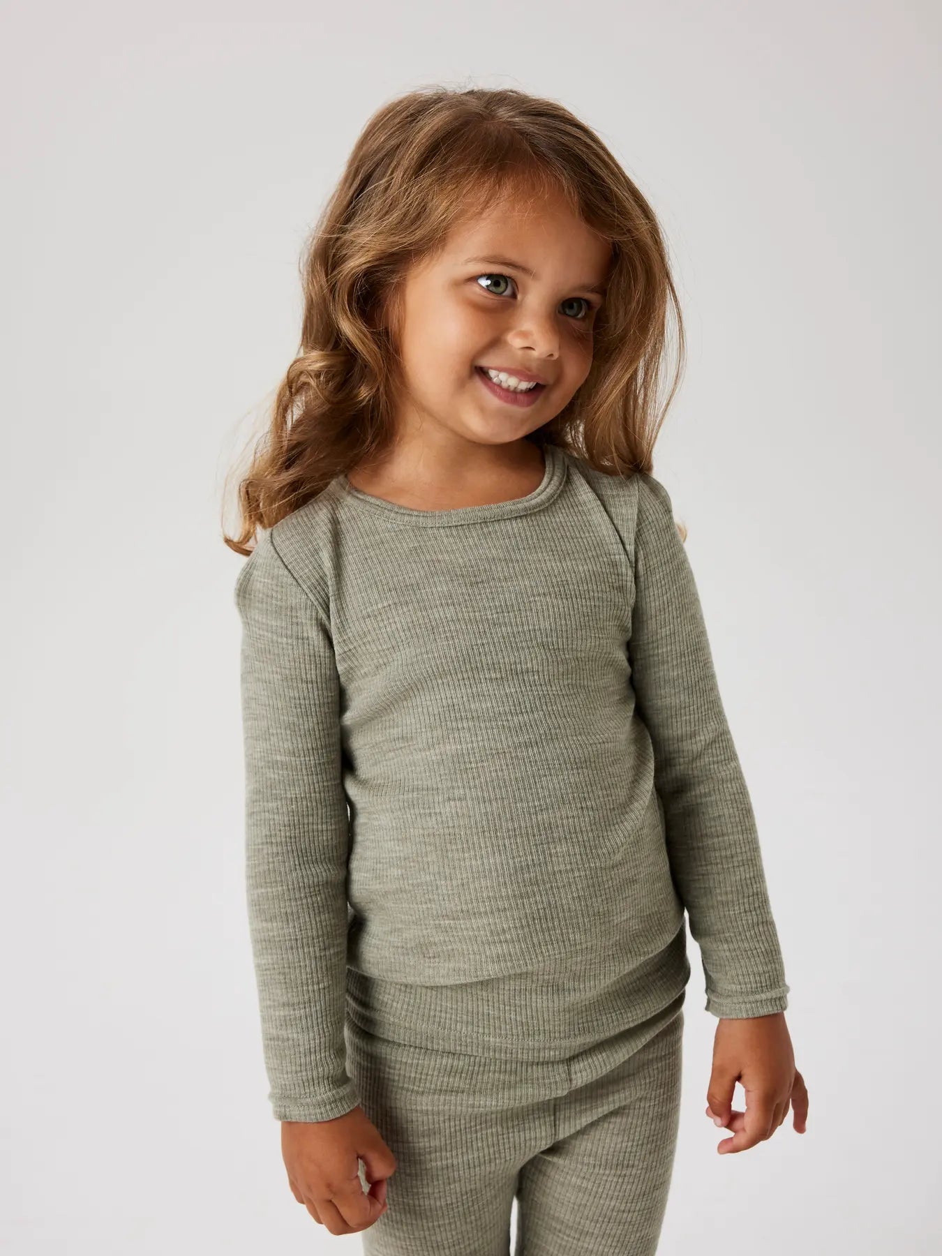Name it - Shirt 'NMNWAX WOOL RIB LS TOP NOOS - Dried Sage'