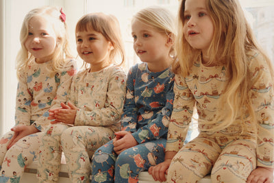 Konges Slojd - Weihnachtsset 'BASIC BLOUSE/PANTS SET GOTS - SUGAR PIE'