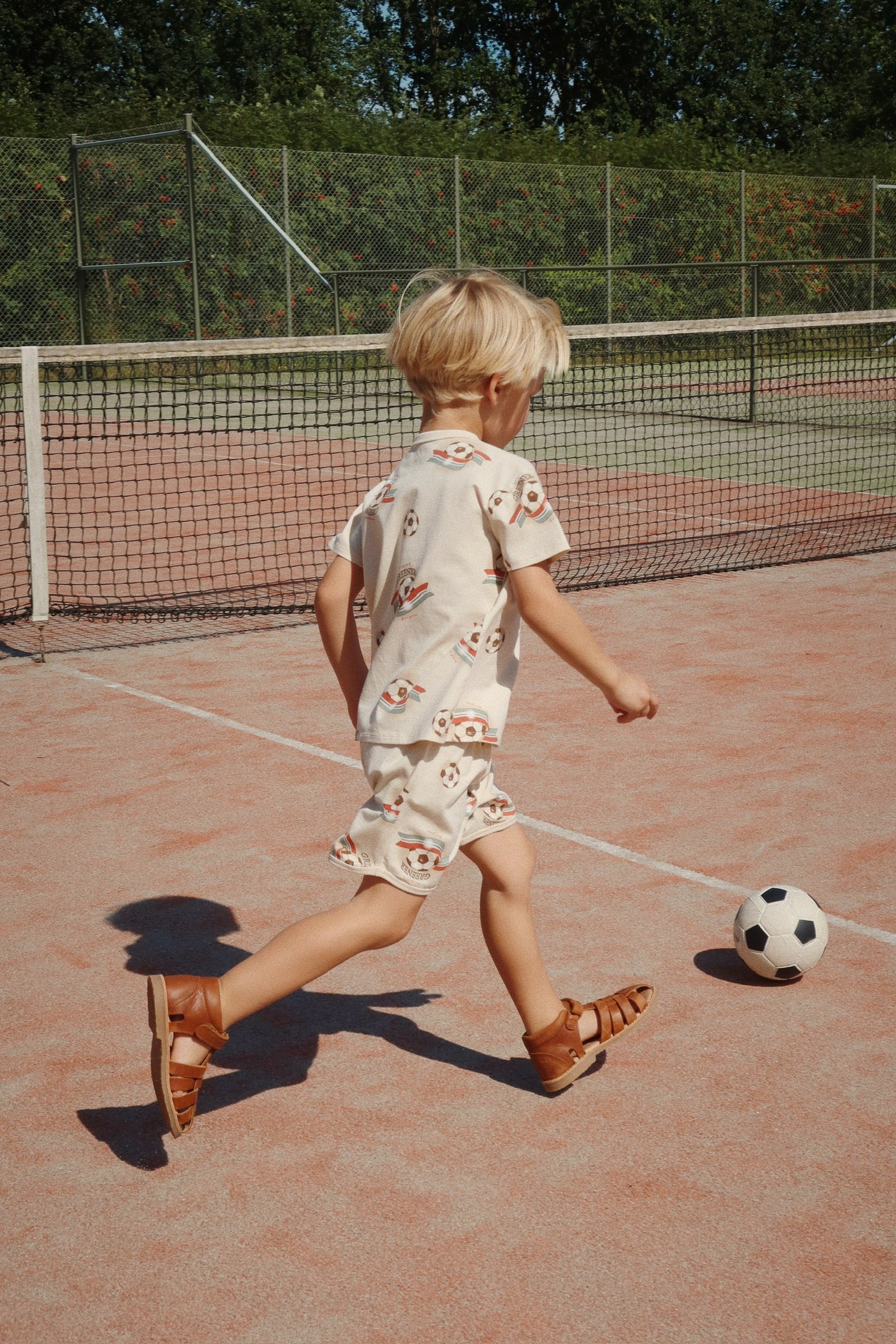 Konges Slojd - Shorts mit Fussball 'ELLIOT SHORTS GOTS - STRIPE BLUIE'