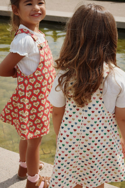 Konges Slojd - Kleid mit Herzen 'FRANKIE OVERALL DRESS GOTS - COEUR COLORÉ'