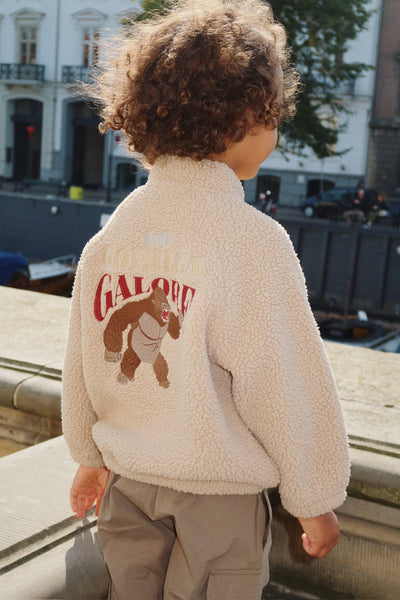 Konges Slöjd - Teddyjacke mit Gorilla 'JAZZ TEDDY BOMBER JACKET GR - OXFORD TAN'