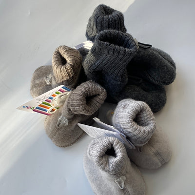 Joha - Babyschuhe aus Fleecewolle - 'Booties, in verschiedenen Farben'